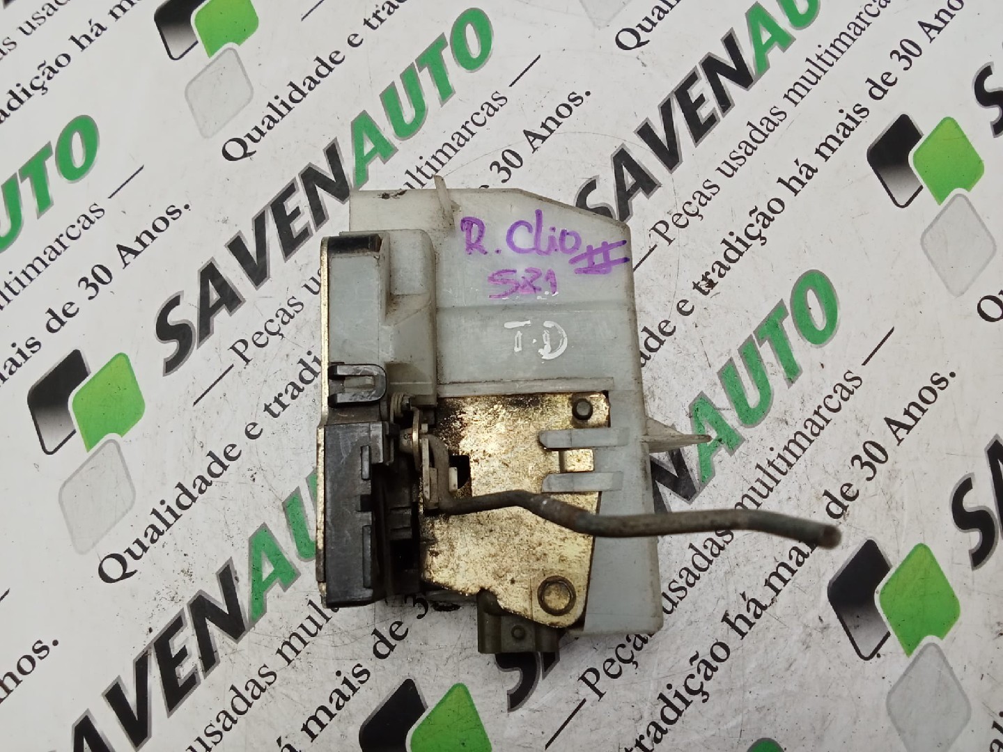 Fecho / Fechadura Porta Trás Dto RENAULT CLIO II (BB_, CB_) | 98 - 