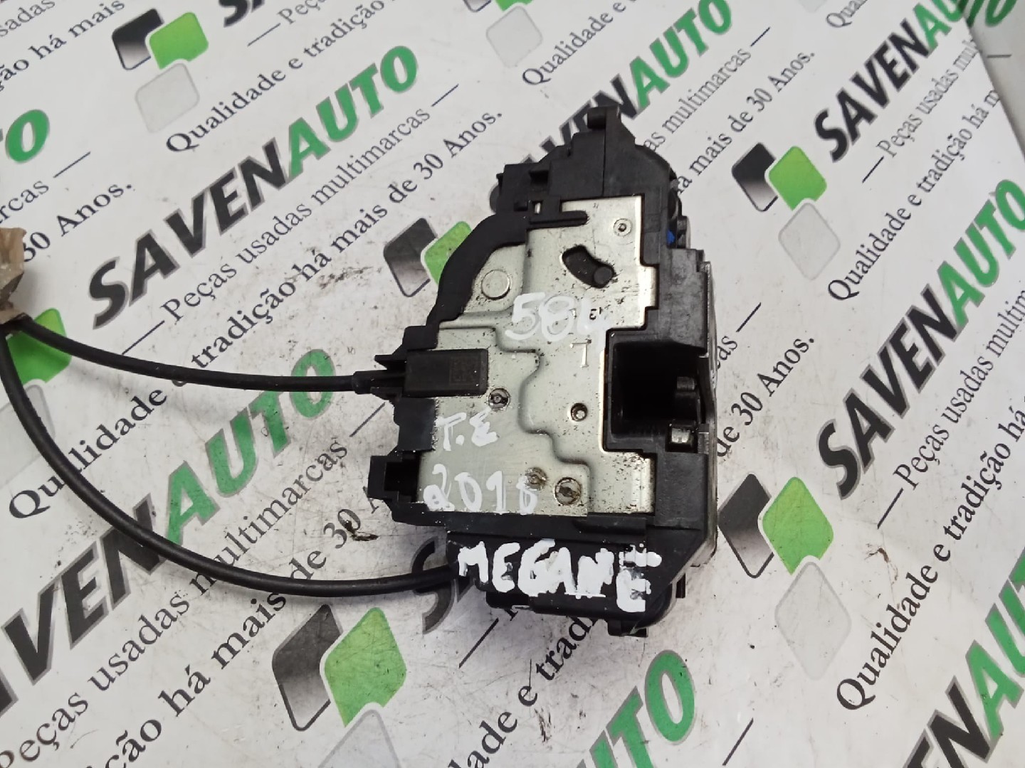 Fecho / Fechadura Porta Trás Esq RENAULT MEGANE III Hatchback (BZ0/1_) | 08 - 