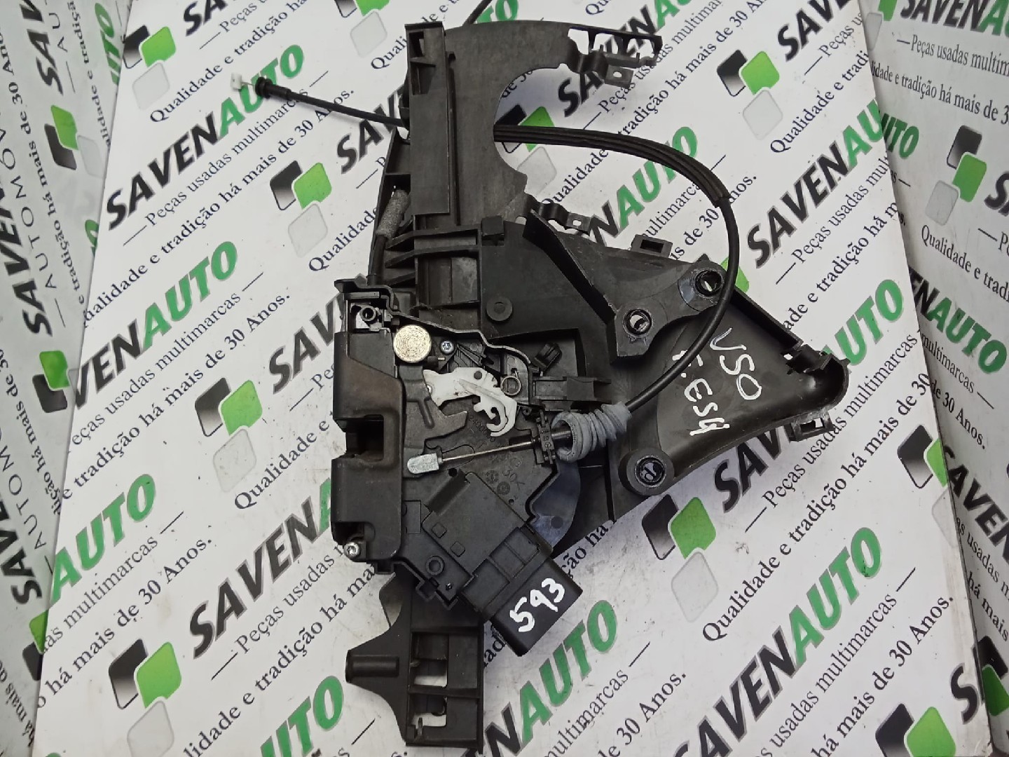 Fecho / Fechadura Porta Frente Esq VOLVO V50 (545) | 03 - 12