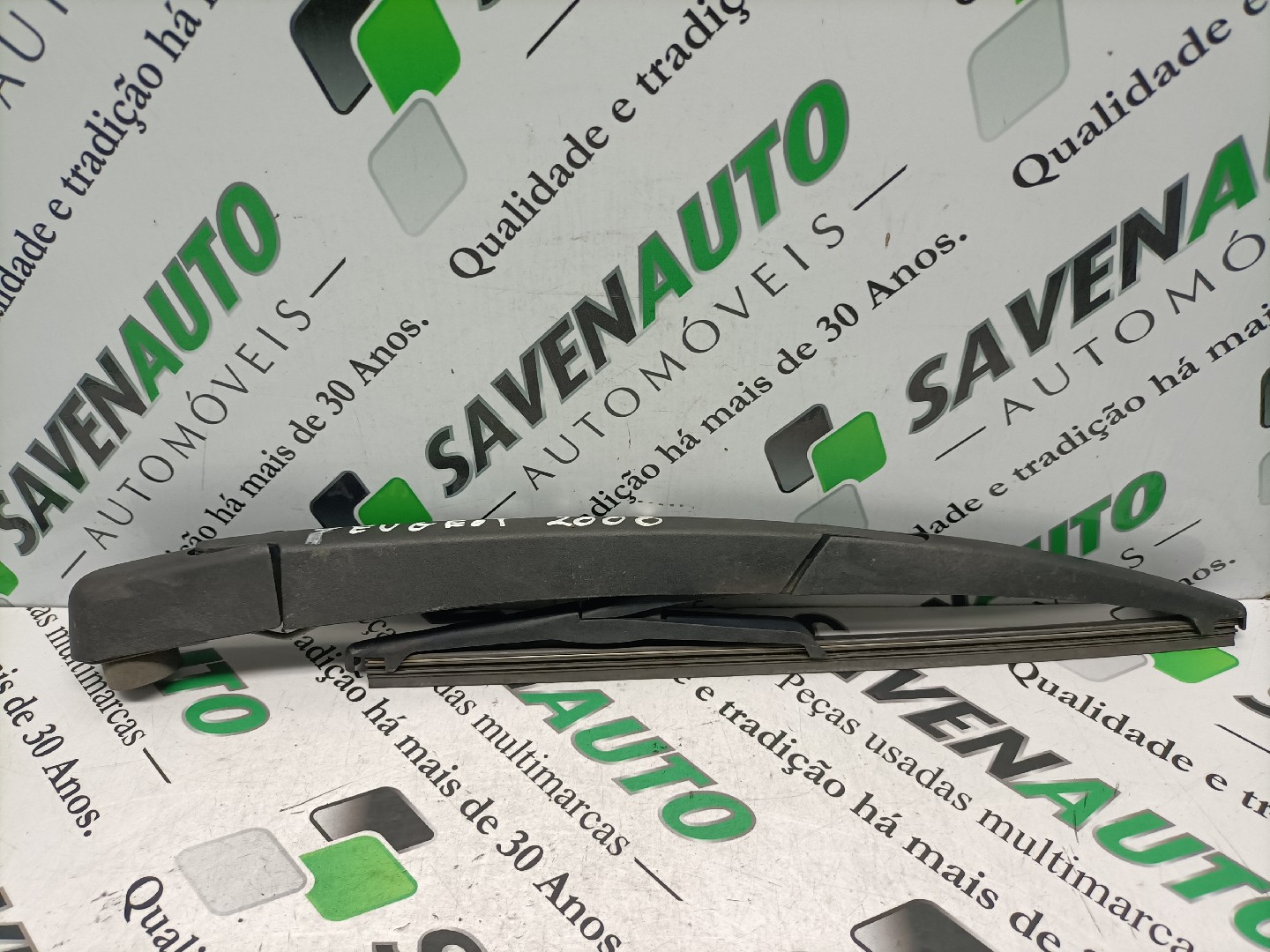 Braço / Haste Limpa Vidros PEUGEOT 2008 I (CU_) | 13 - 