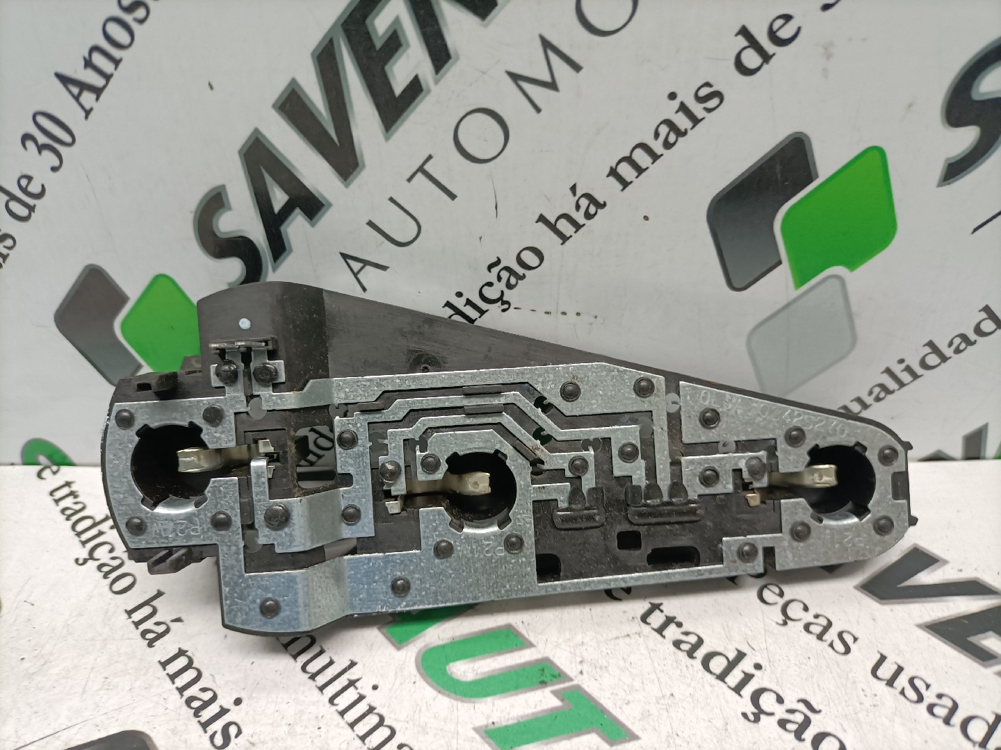 Suporte Lâmpadas Farolim BMW X1 (E84) | 09 - 15