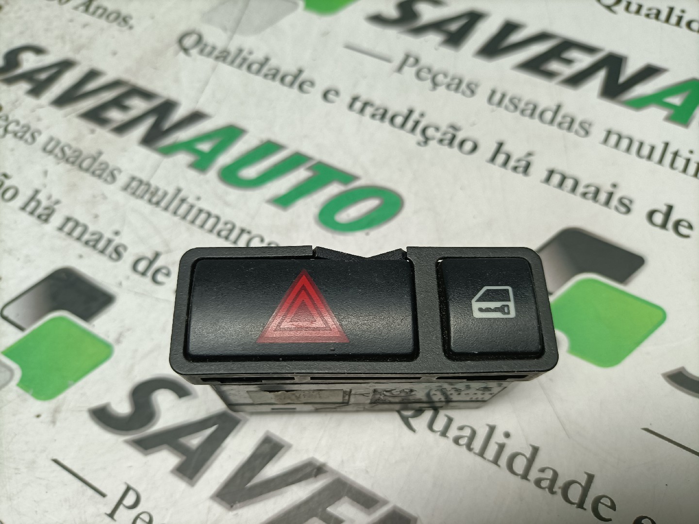Botão de 4 Piscas BMW 3 (E46) | 97 - 05