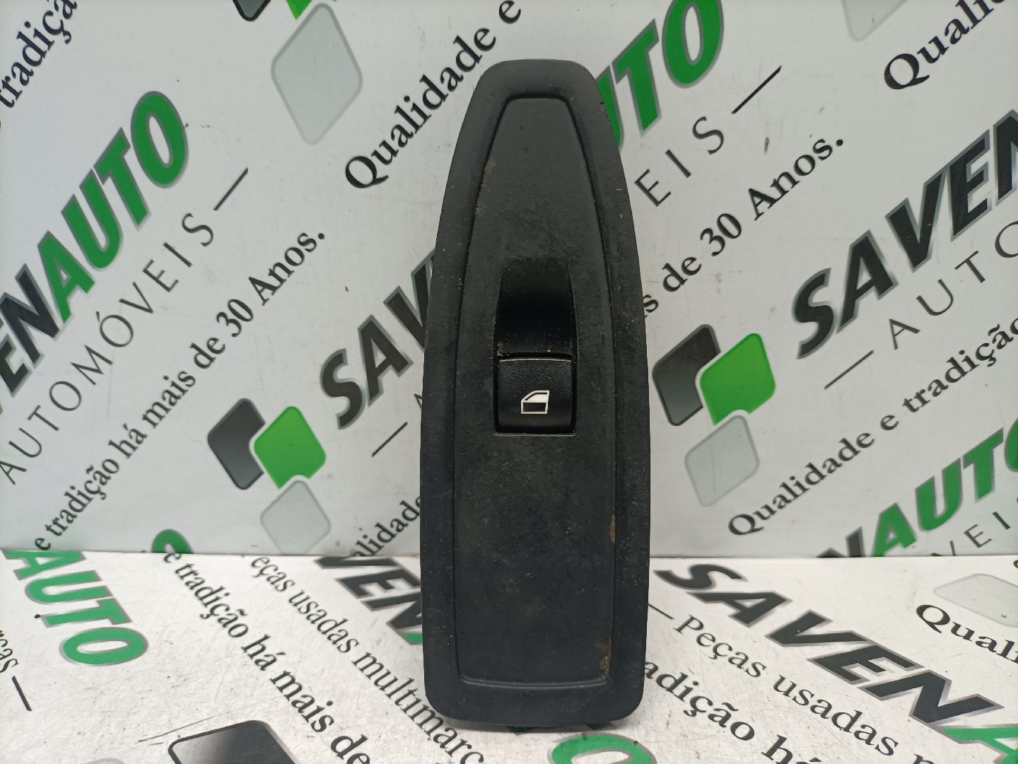 Botão / Botões / Comutador Vidro Dto BMW 1 (F20) | 11 - 19