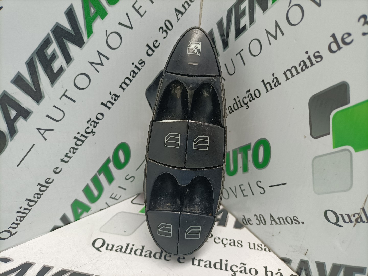 Botão / Botões / Comutador Vidro Esq MERCEDES-BENZ CLS (C219) | 04 - 11