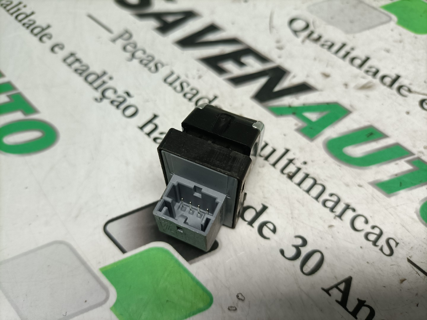 Botão / Botões / Comutador Vidro Dto AUDI A6 Allroad (4GH, 4GJ, C7) | 12 - 18 Imagem-2