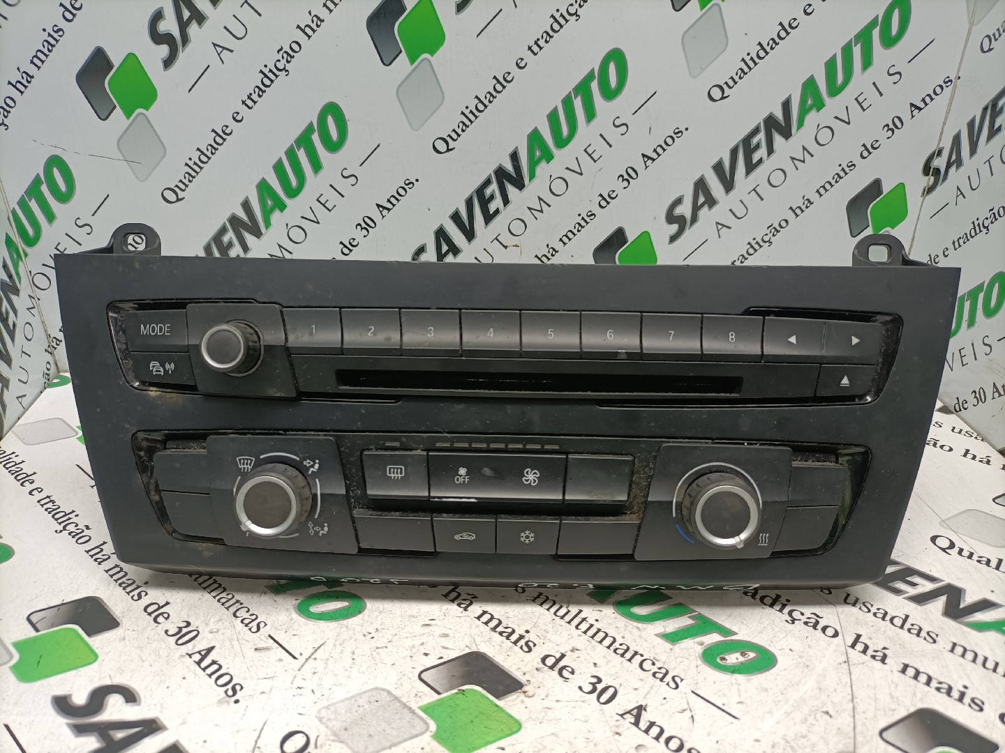 Comando / Botão de Sofagem / Climatronic BMW 1 (F20) | 11 - 19