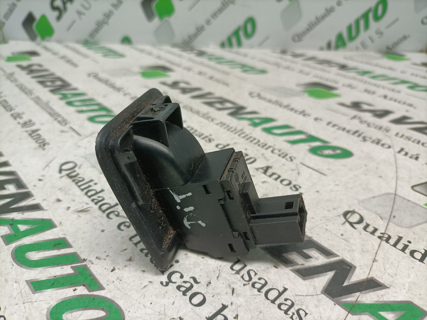 Botão / Botões / Comutador Vidro Dto VOLKSWAGEN POLO (6R1, 6C1) | 09 -  Imagem-1