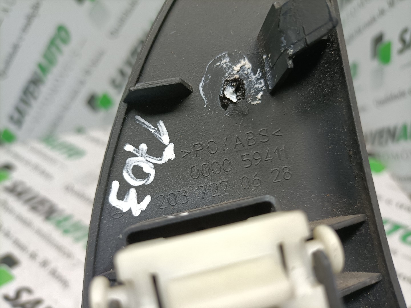 Botão / Botões / Comutador Vidro Dto MERCEDES-BENZ C-CLASS (W203) | 00 - 07 Imagem-2