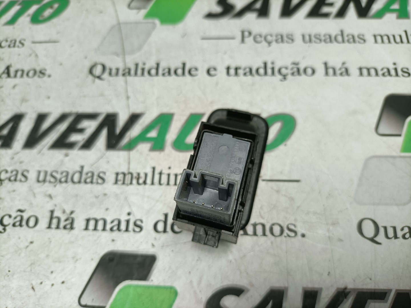 Botão / Botões / Comutador Vidro Dto VOLKSWAGEN POLO (6R1, 6C1) | 09 -  Imagem-3