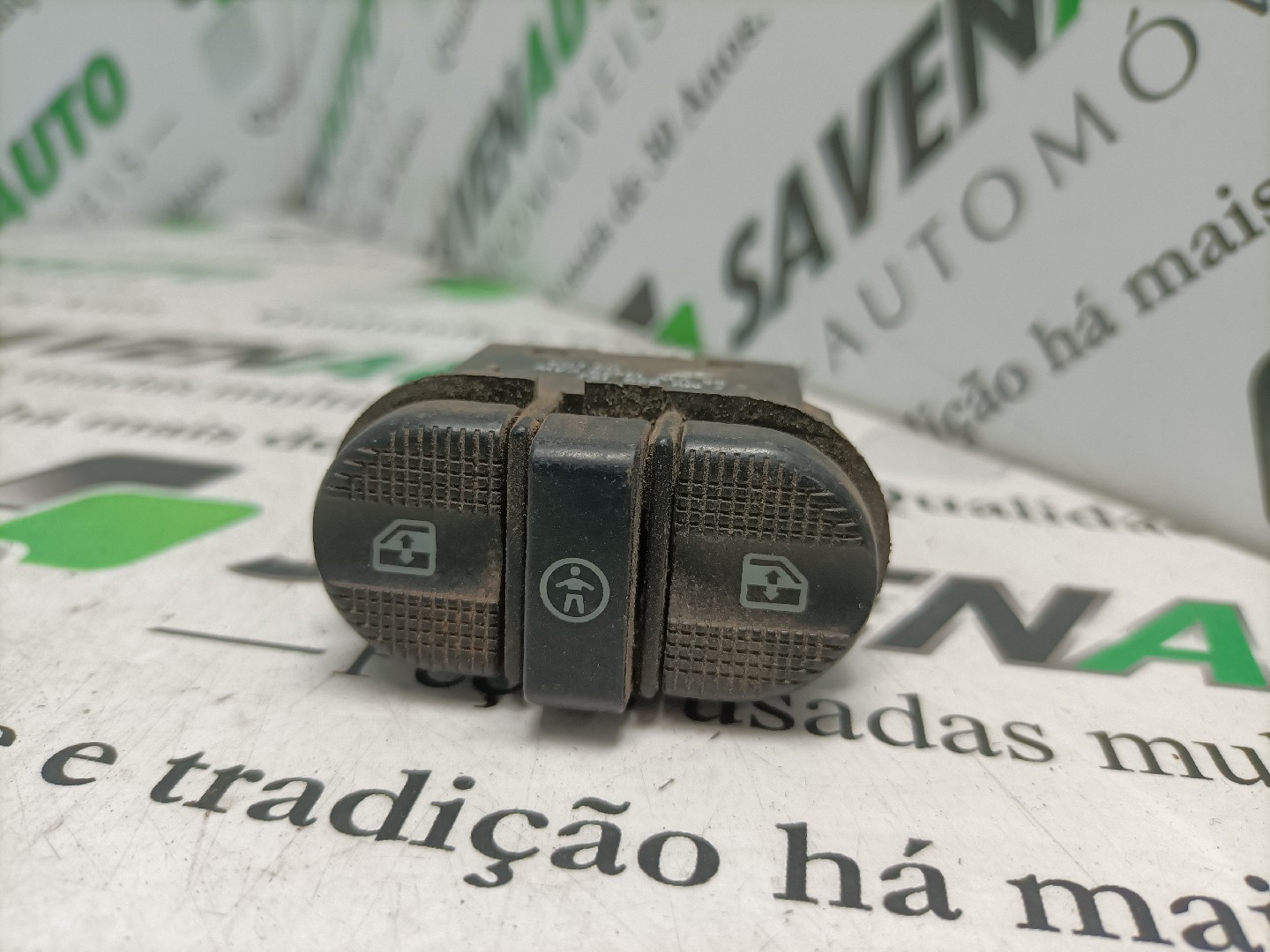 Botão / Botões / Comutador Vidro Esq VOLKSWAGEN SHARAN (7M8, 7M9, 7M6) | 95 - 10