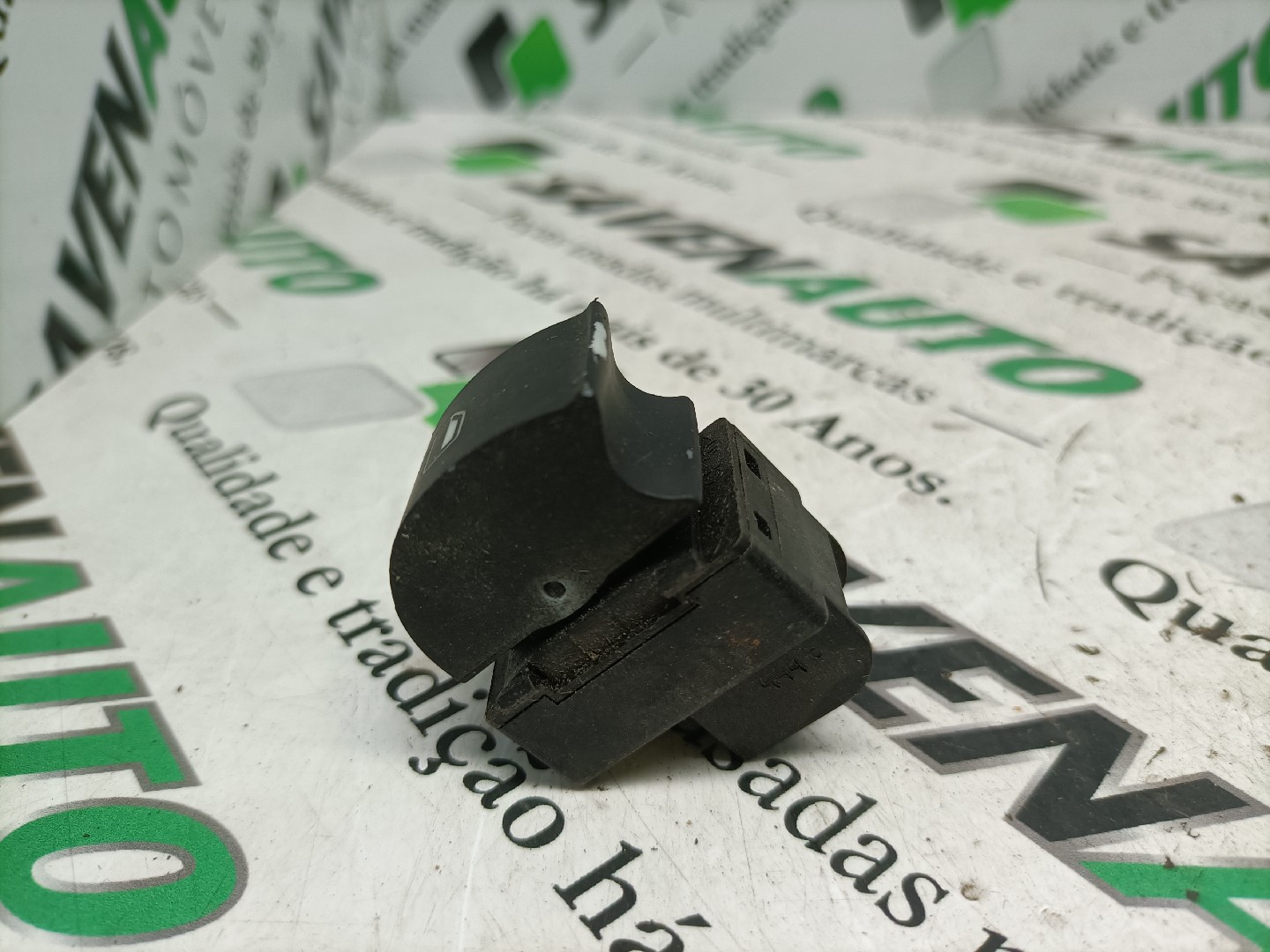 Botão / Botões / Comutador Vidro Dto AUDI A3 (8P1) | 03 - 13 Imagem-1