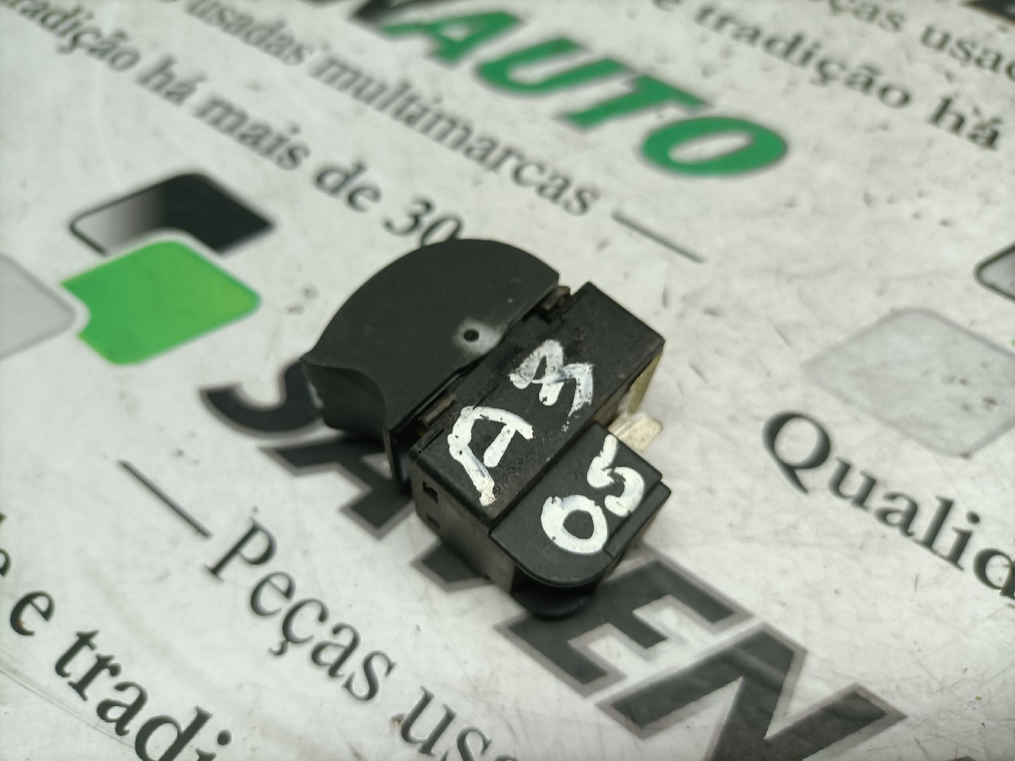 Botão / Botões / Comutador Vidro Dto AUDI A3 (8P1) | 03 - 13 Imagem-3