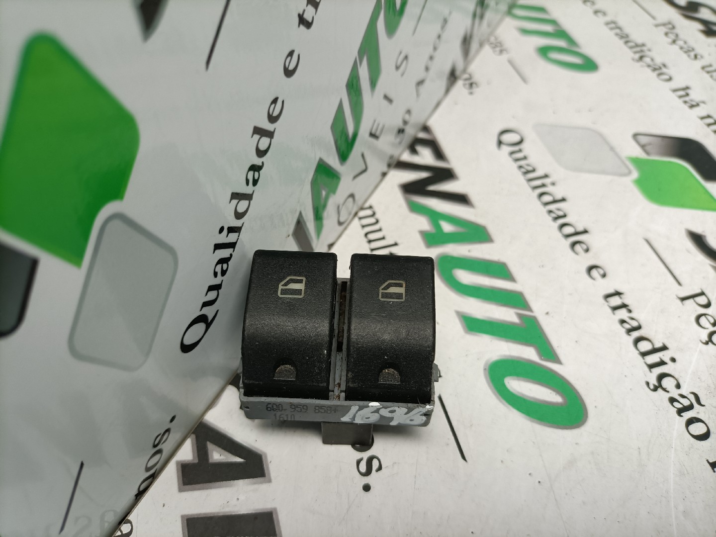 Botão / Botões / Comutador Vidro Esq SEAT IBIZA III (6L1) | 02 - 09