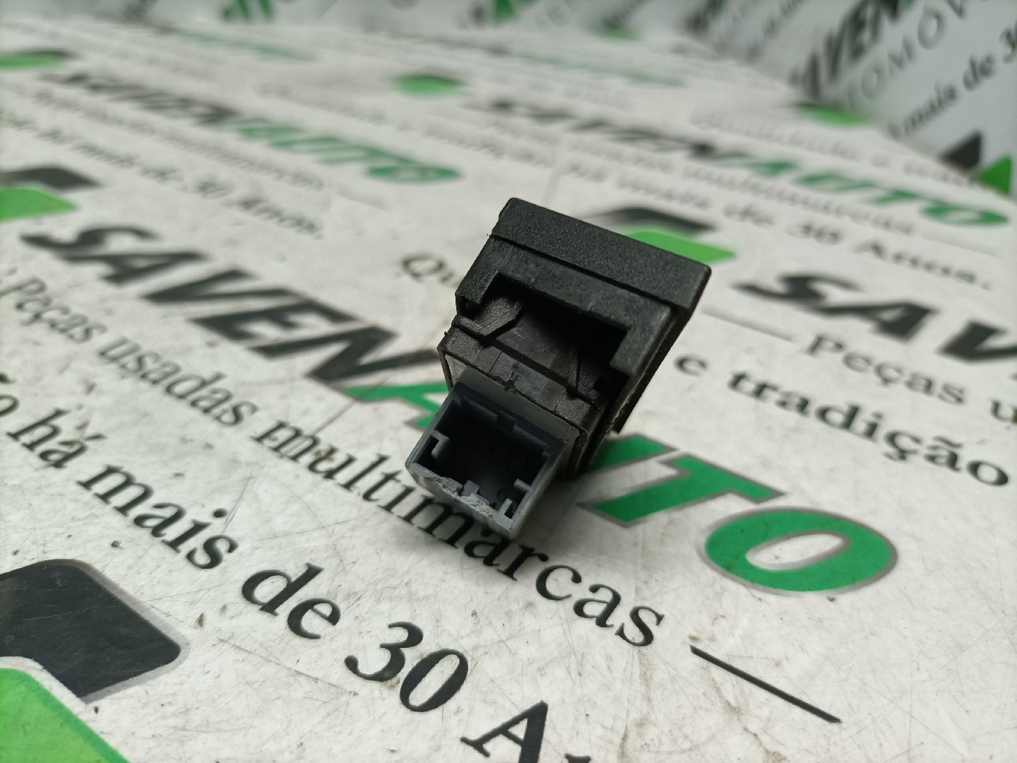 Botão / Botões / Comutador Vidro Dto SEAT IBIZA III (6L1) | 02 - 09 Imagem-3