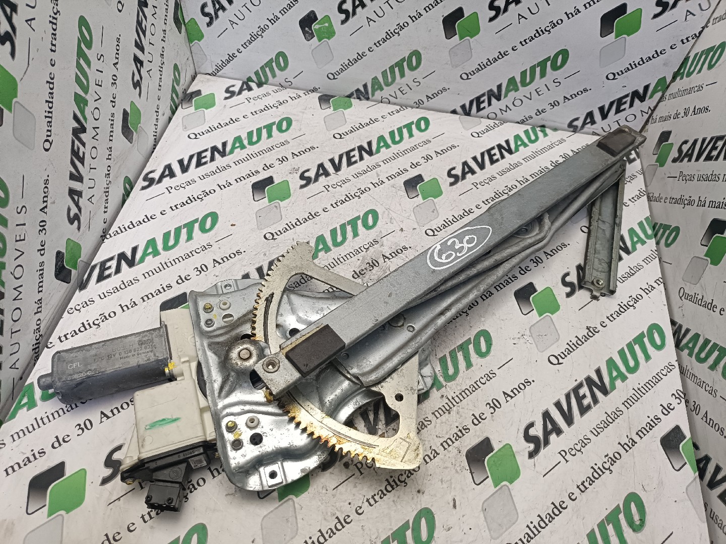 Motor Elevador Trás Direito TOYOTA AVENSIS (_T25_) | 03 - 08