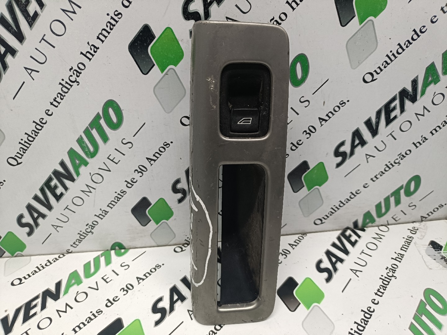 Botão / Botões / Comutador Vidro Dto VOLVO V50 (545) | 03 - 12