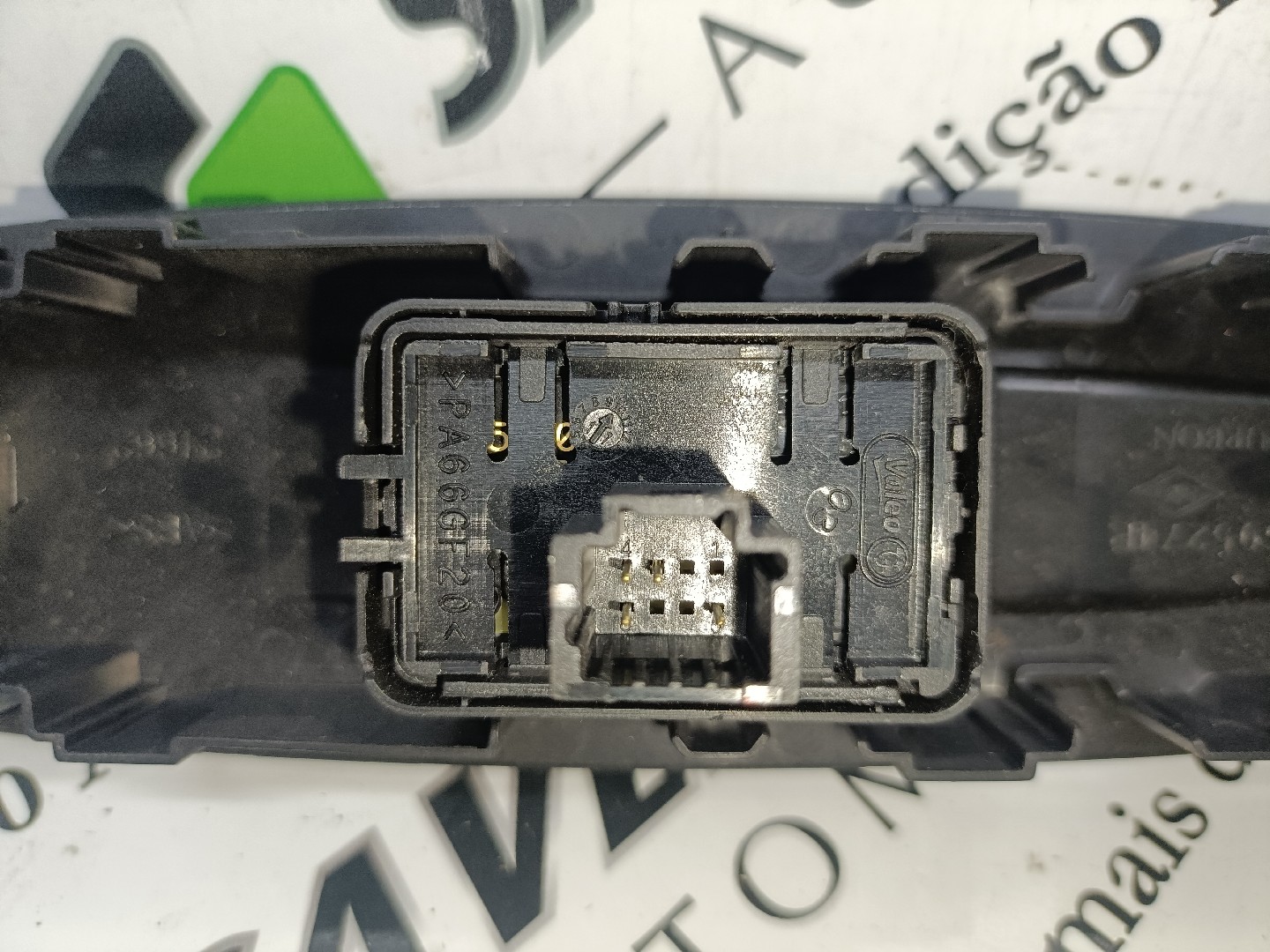Botão / Botões / Comutador Vidro Dto RENAULT MEGANE IV Hatchback (B9A/M/N_) | 15 -  Imagem-3