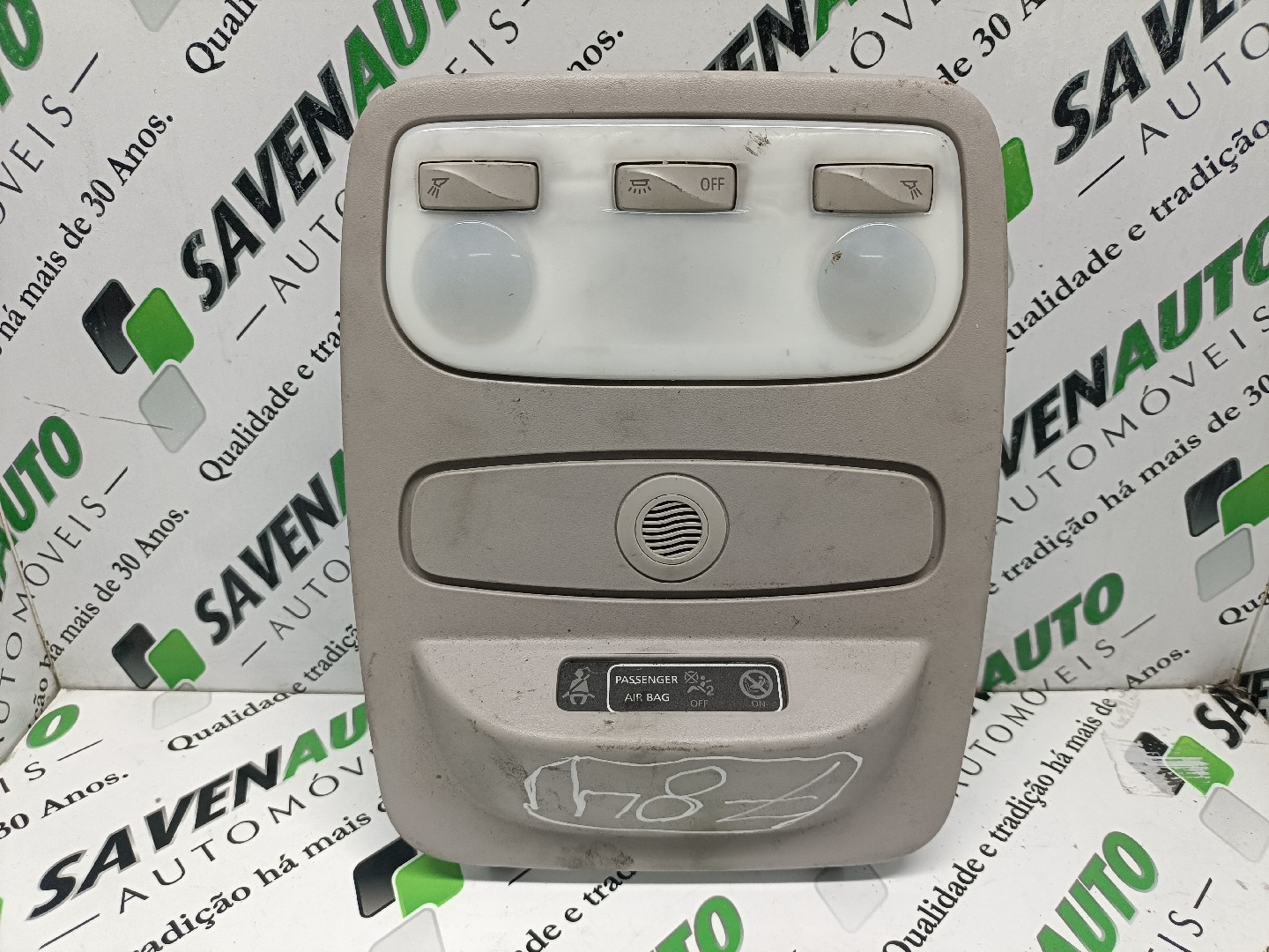 Plafonier / Botão Luz Tecto RENAULT CLIO IV (BH_) | 12 - 