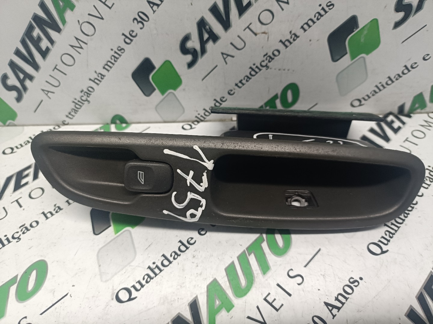 Botão / Botões / Comutador Vidro Dto VOLVO V70 II (285) | 99 - 08