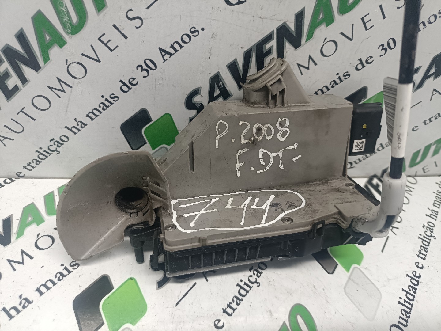 Fecho / Fechadura Porta Frente Dto PEUGEOT 2008 I (CU_) | 13 - 