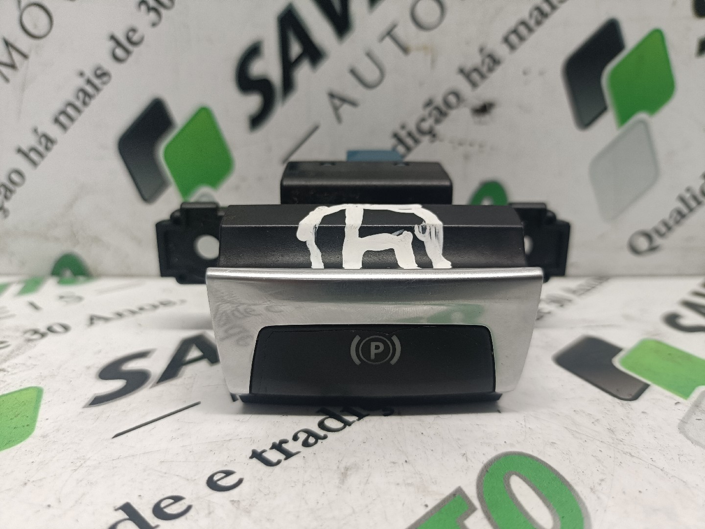 Comando / Botão Travão de Mão PEUGEOT 308 SW II | 14 - 