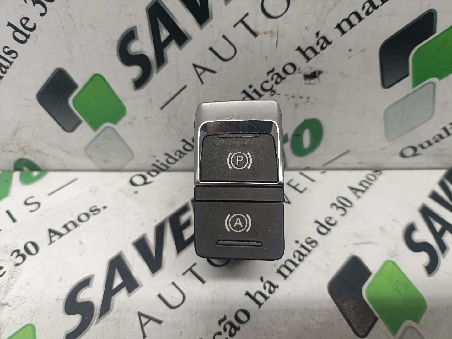 Comando / Botão Travão de Mão AUDI A6 (4G2, 4GC, C7) | 10 - 18
