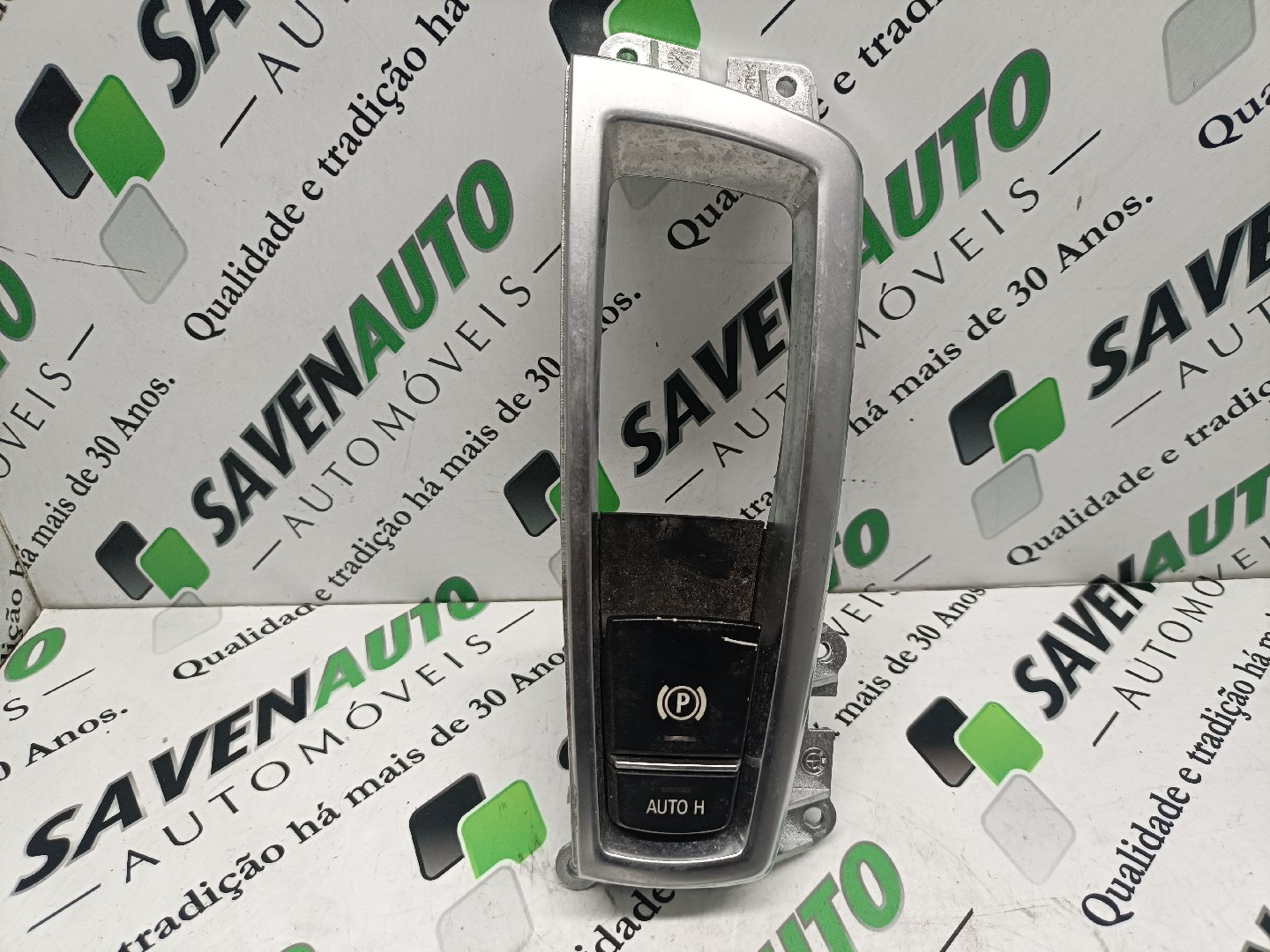 Comando / Botão Travão de Mão BMW 5 (F10) | 09 - 16