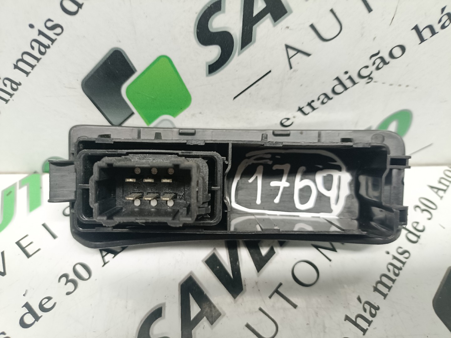 Botão / Botões / Comutador Vidro Dto PEUGEOT 207 SW Caixa/Combi (WK_) | 07 - 12 Imagem-1