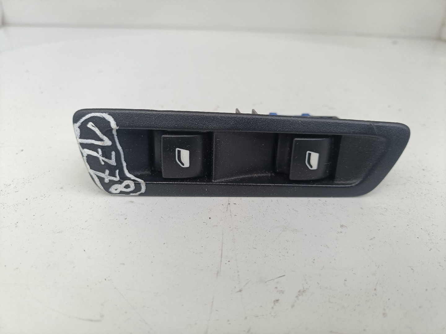 Botão / Botões / Comutador Vidro Dto CITROEN C-ELYSEE (DD_) | 12 - 