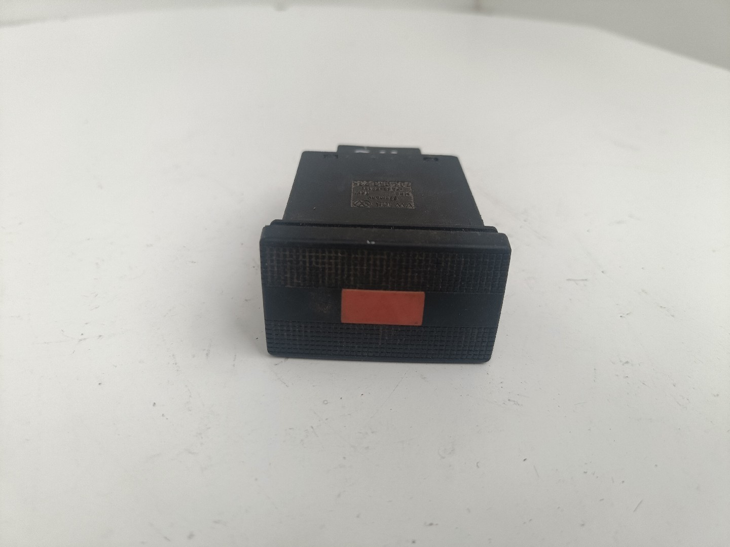 Botão de 4 Piscas VOLKSWAGEN TRANSPORTER IV Caixa (70A, 70H, 7DA, 7DH) | 90 - 03