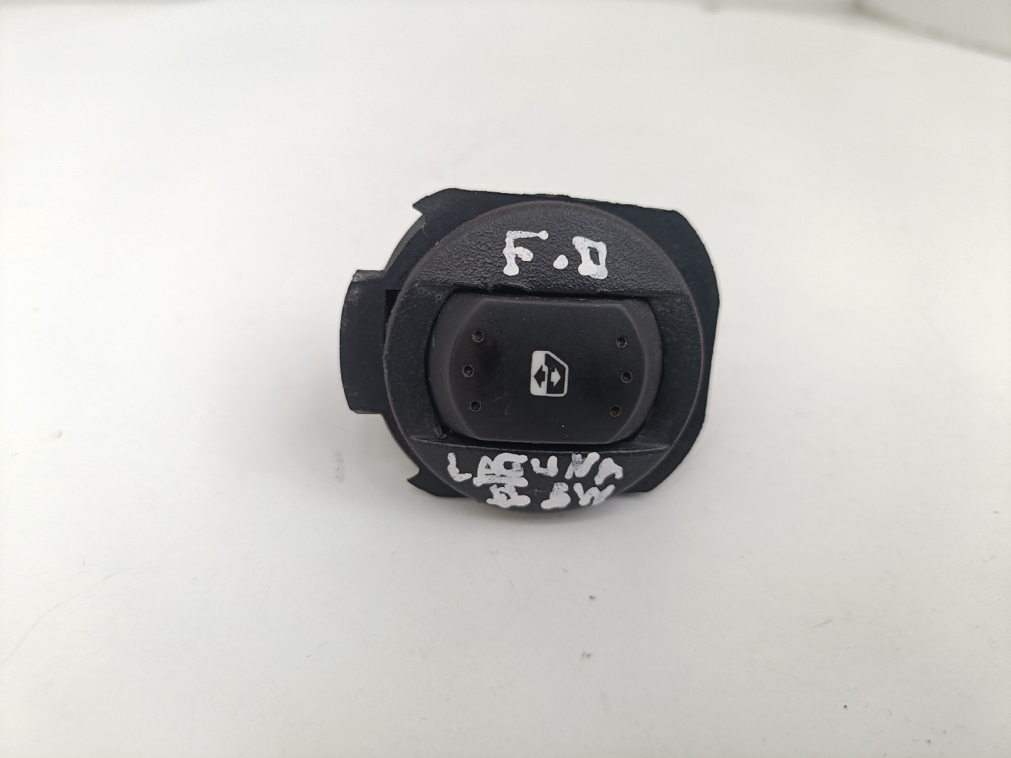 Botão / Botões / Comutador Vidro Dto RENAULT LAGUNA II Grandtour (KG0/1_) | 01 - 07
