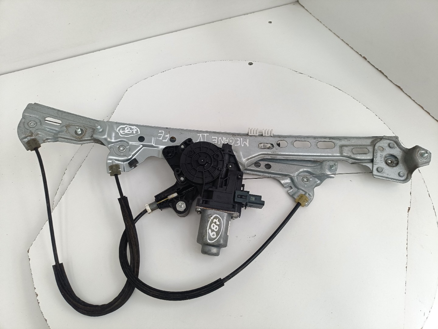 Motor Elevador Frente Esquerdo RENAULT MEGANE IV Hatchback (B9A/M/N_) | 15 - 