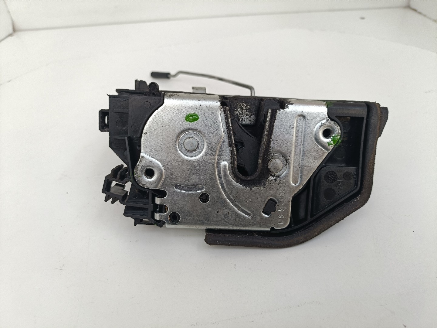 Fecho / Fechadura Porta Trás Dto BMW 1 (F20) | 11 - 19 Imagem-2