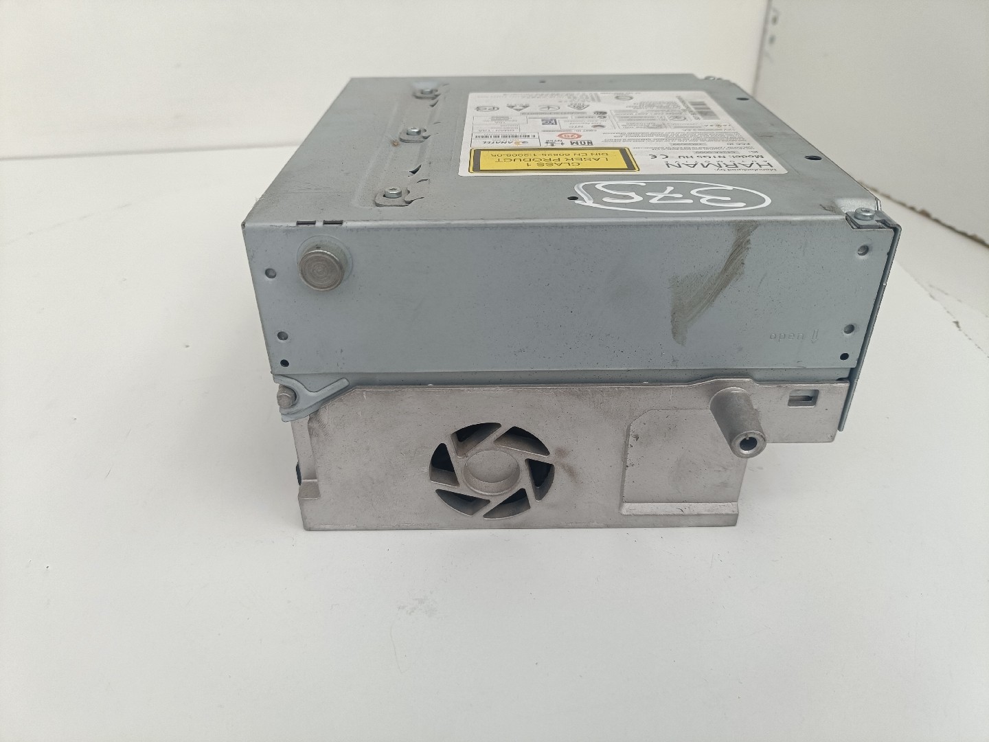 Rádio MERCEDES-BENZ C-CLASS (W205) | 13 -  Imagem-1