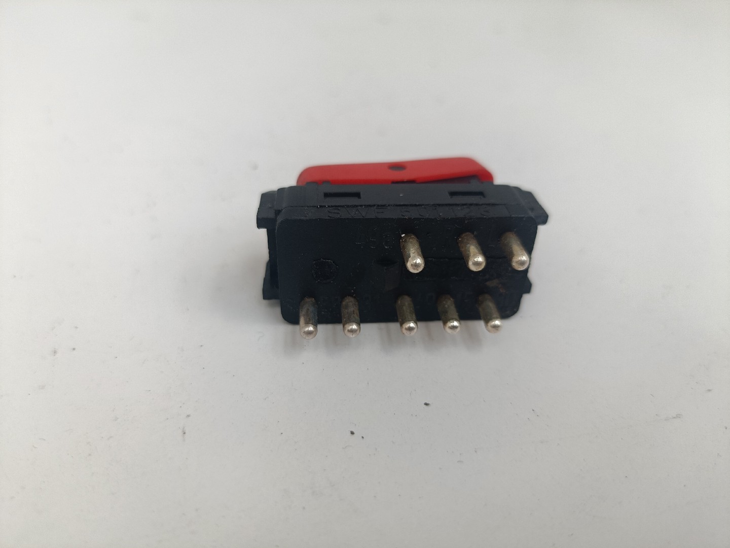 Botão de 4 Piscas MERCEDES-BENZ 190 (W201) | 82 - 93 Imagem-1