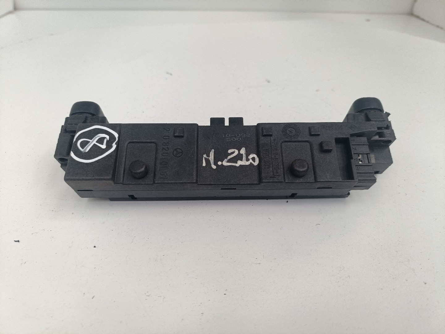 Botão / Comando Banco MERCEDES-BENZ E-CLASS (W210) | 95 - 03 Imagem-1