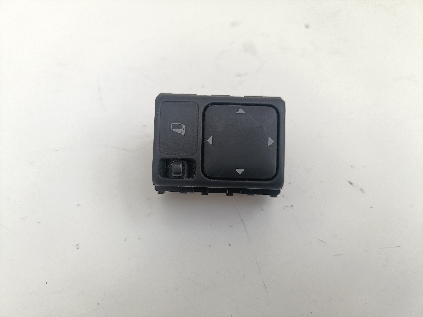 Botão / Comando Regulador de Espelhos NISSAN X-TRAIL (T30) | 01 - 13
