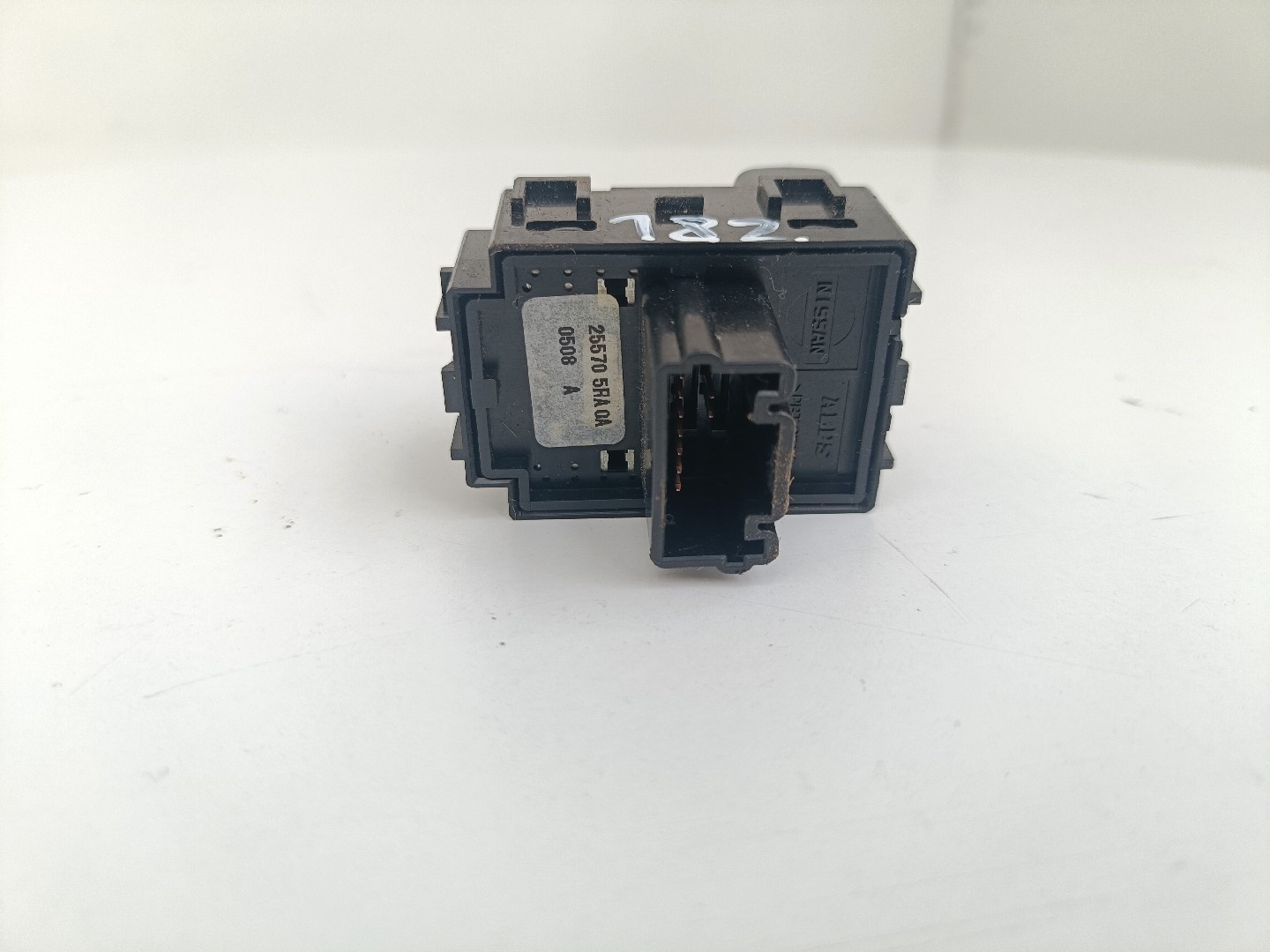 Botão / Comando Regulador de Espelhos NISSAN MICRA V (K14) | 16 -  Imagem-1