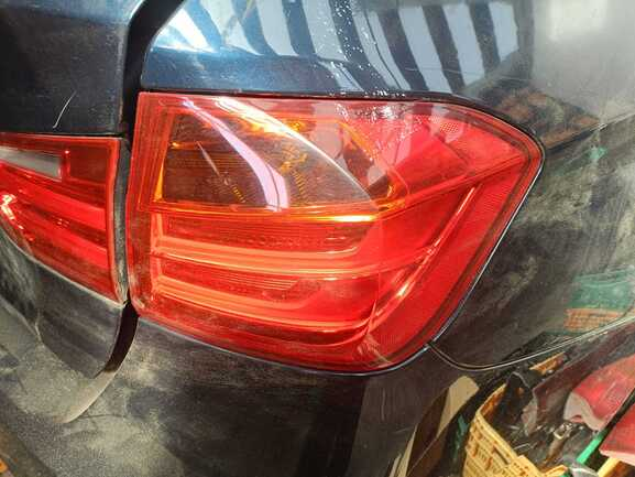 Farolim Ilharga Dto BMW 3 (F30, F80) | 11 - 18 Imagem-1