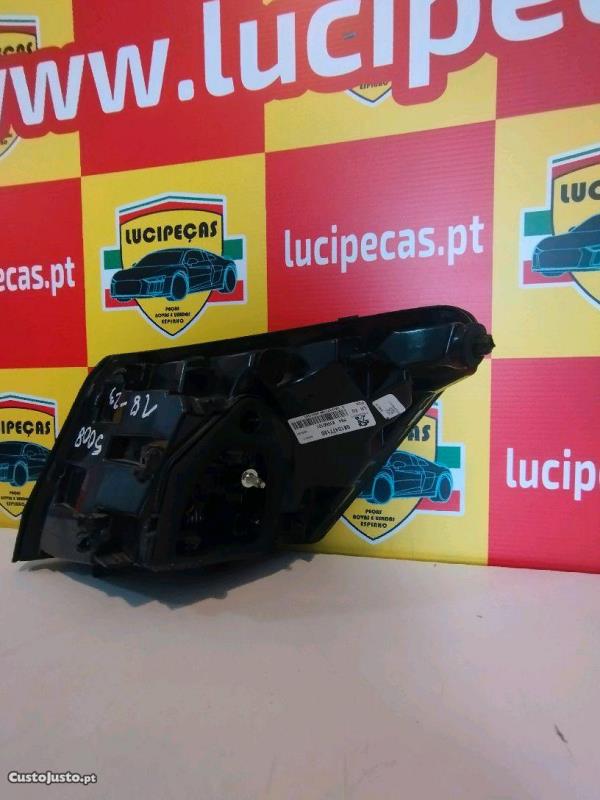 Left Tail Light  PEUGEOT 3008 SUV (M_) | 16 -  Imagem-3