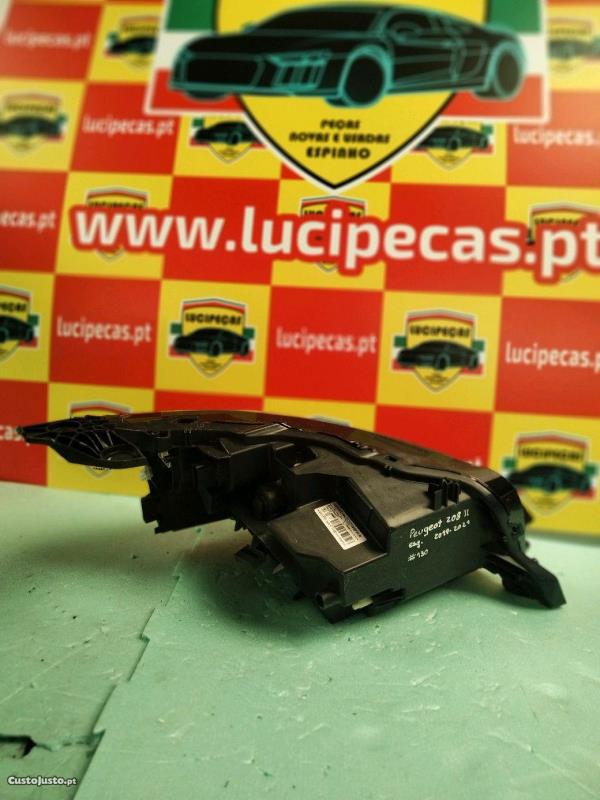Left Headlight PEUGEOT 208 II (UB_, UP_, UW_, UJ_) | 19 -  Imagem-3