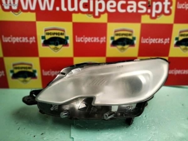 Left Headlight PEUGEOT 2008 I (CU_) | 13 - 