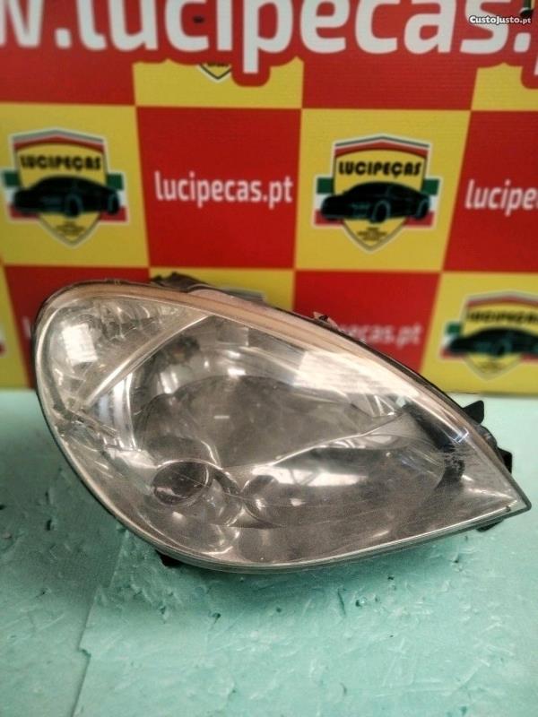 Right Headlight  CITROEN XSARA PICASSO (N68) | 99 - 12