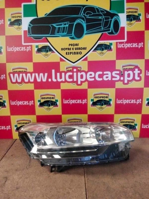 Right Headlight  CITROEN C5 III (RD_) | 08 -  Imagem-1