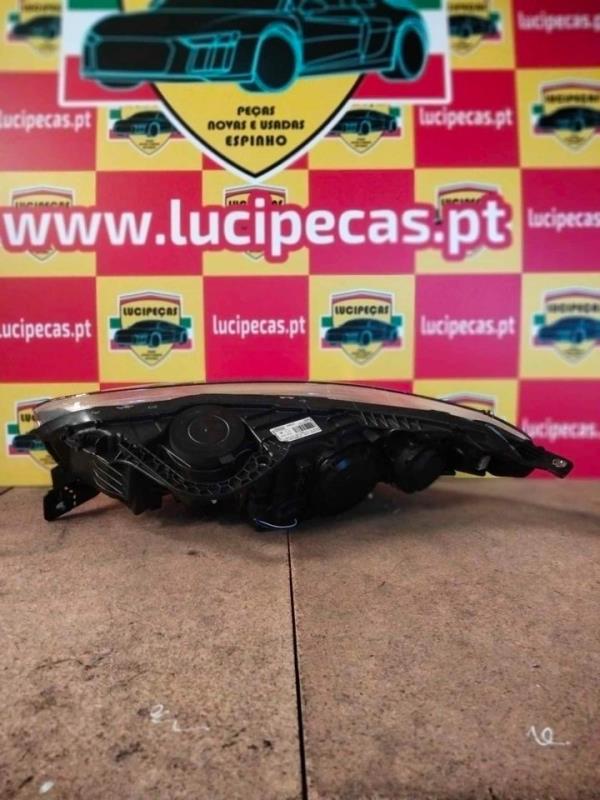 Right Headlight  CITROEN C5 III (RD_) | 08 -  Imagem-2
