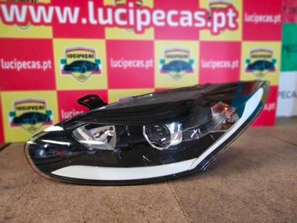 Left Headlight RENAULT MEGANE III Hatchback (BZ0/1_) | 08 -  Imagem-1