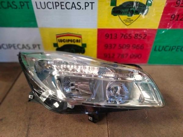 Right Headlight  OPEL INSIGNIA A (G09) | 08 - 17