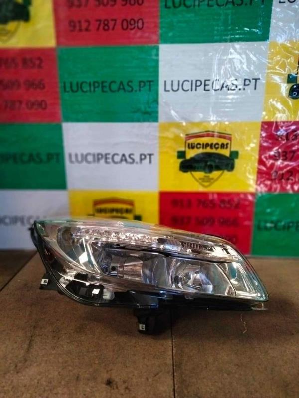 Right Headlight  OPEL INSIGNIA A (G09) | 08 - 17 Imagem-1
