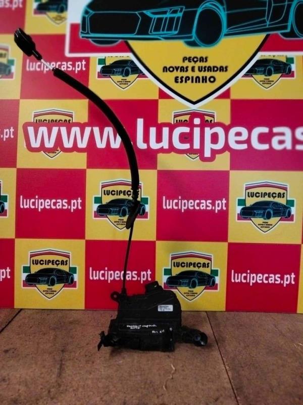 Fecho da Porta Frente Esq RENAULT CAPTUR I (J5_, H5_) | 13 -  Imagem-1