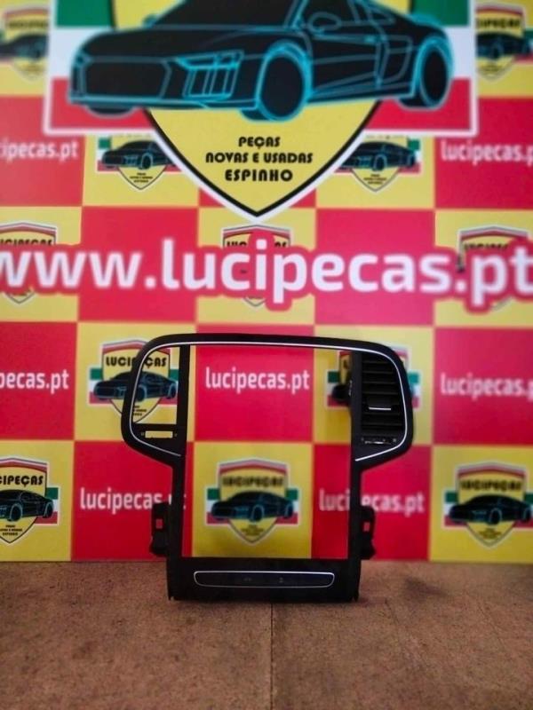 Consola RENAULT MEGANE IV três volumes | 16 - 